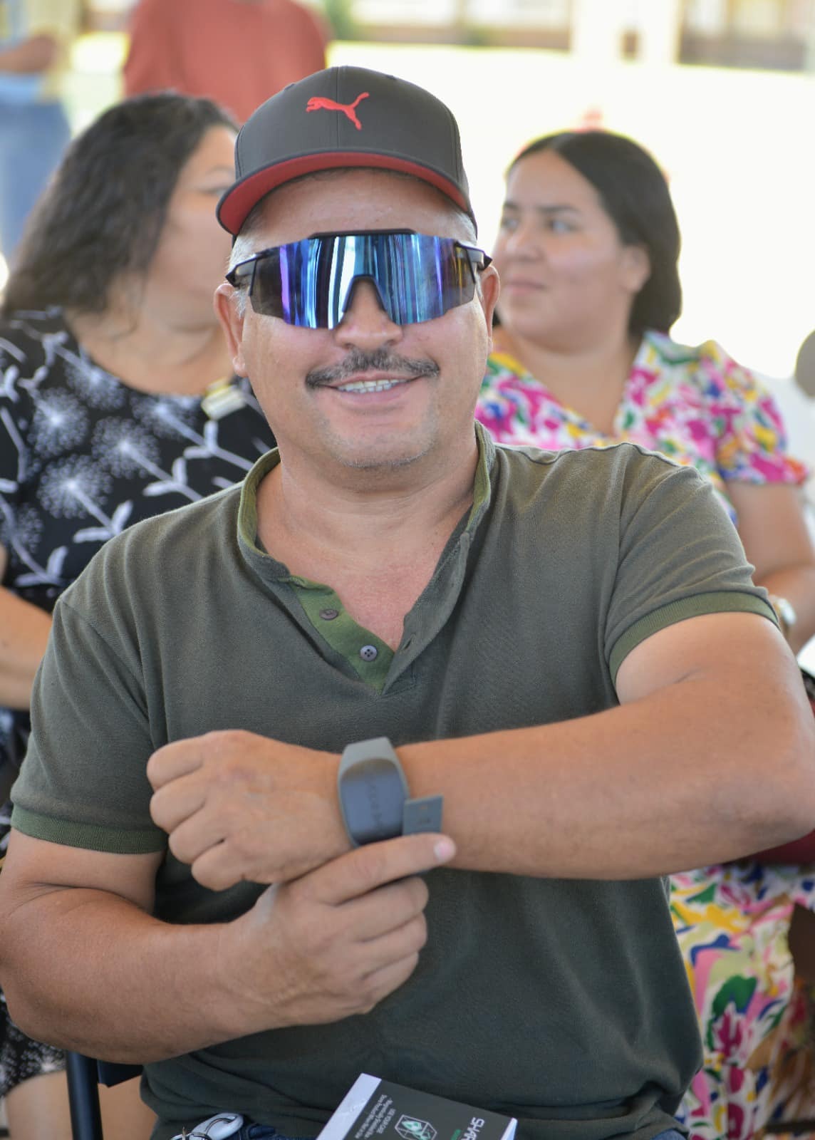 Lanza Sagarhpa recomendaciones por presencia de tiburones